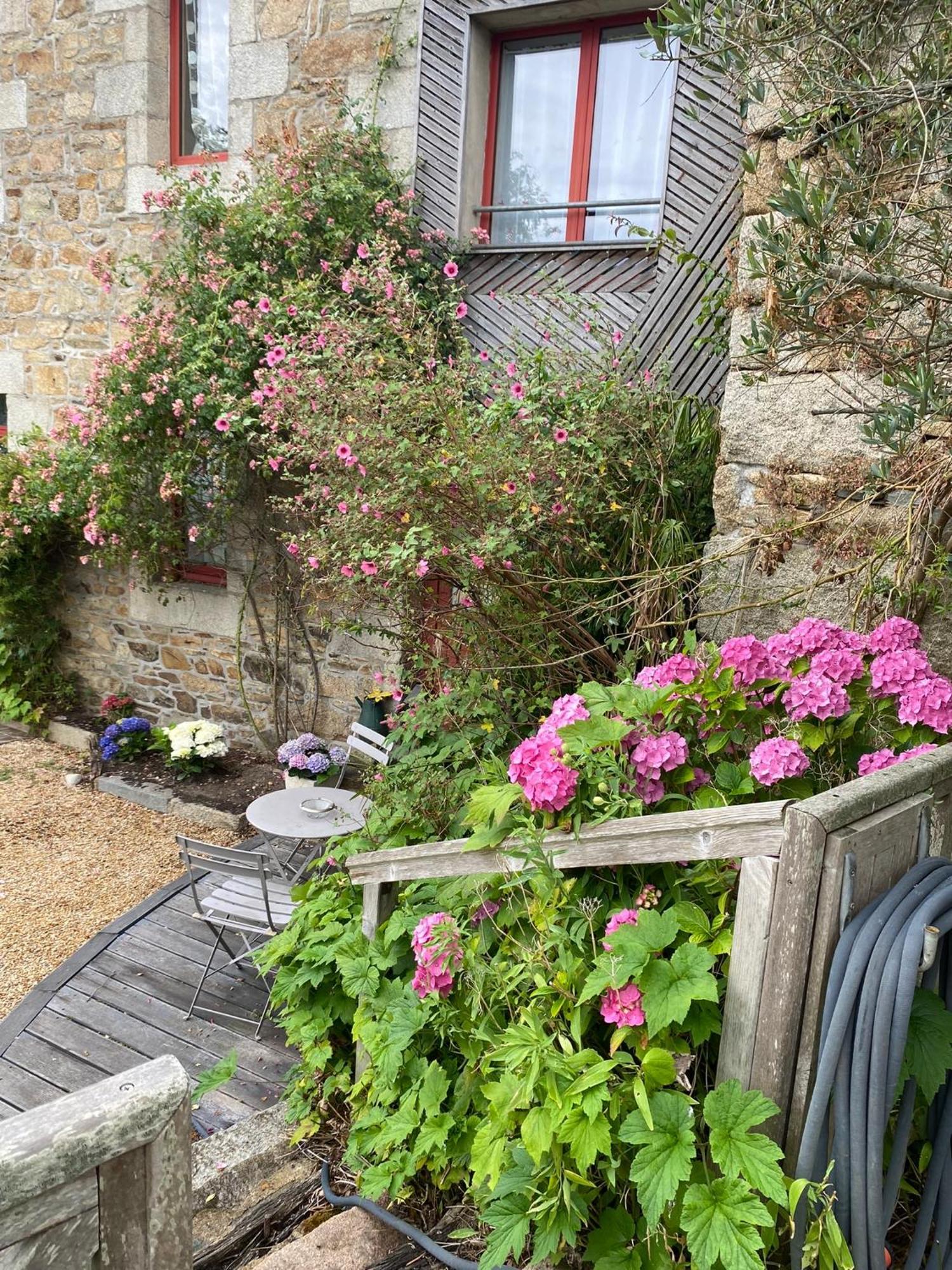 La Marine Louannec Appartement Buitenkant foto